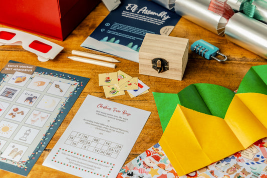 Elf Assembly – 4 or 8 Cracker Puzzle Box