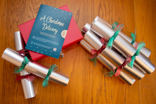 A Christmas Delivery – 8 Cracker Puzzle Box